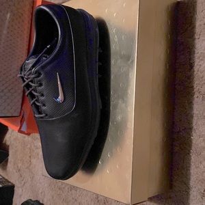 Air Zoom Victory Tour (w)